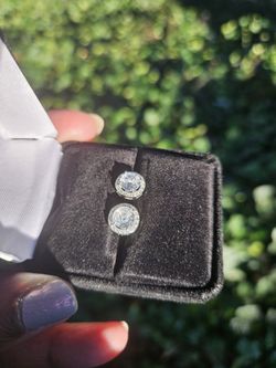 3 Ctw Swarovski Crystal Earring Studs