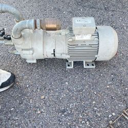Siemens 21/2 Hp Pump