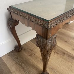 Vintage Queen Anne Coffee table 