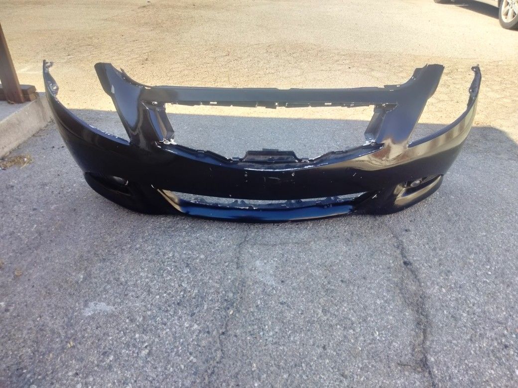 2008-2013 Infiniti G37 Sedan Front Bumper With Fog Lights And Accessories.