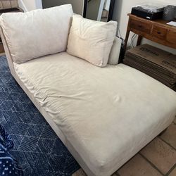 Chaise lounge - Free