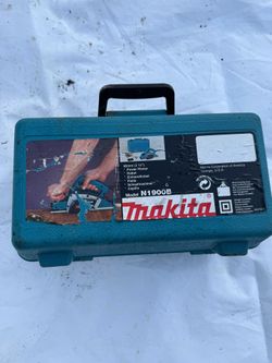 Makita Power planer 