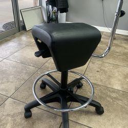 Salon Stool