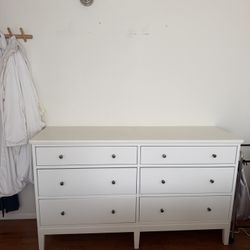 White Wood 6-drawer Dresser