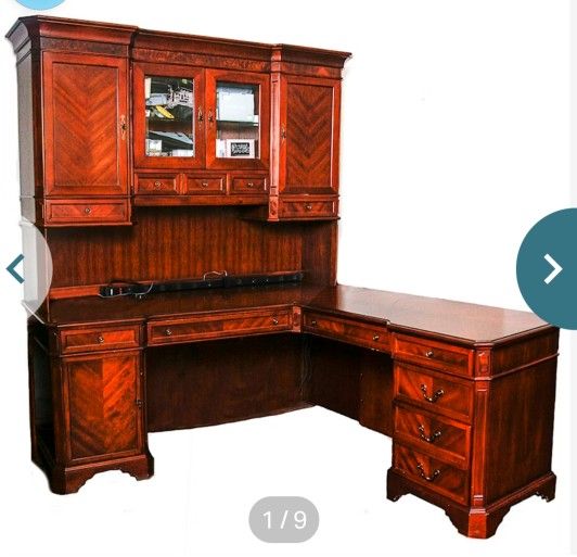 Shanandoah Valley Furniture Co. L-Shaped Mahogany Desk with Hutch