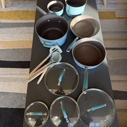 Rachael Ray cookware set - Teal Blue Set