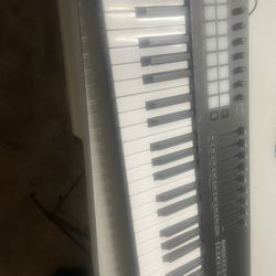 Novation LAUNCHKEY49 MIDI Keyboards 
