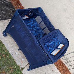 Camouflage Playard