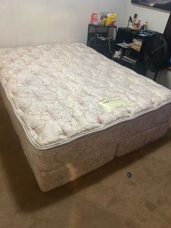 Queen bed with twin boxsprings