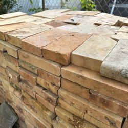 Gold Travertine 