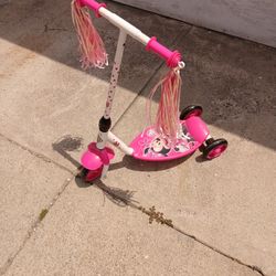 Disney Minnie 3 Wheel Scooter