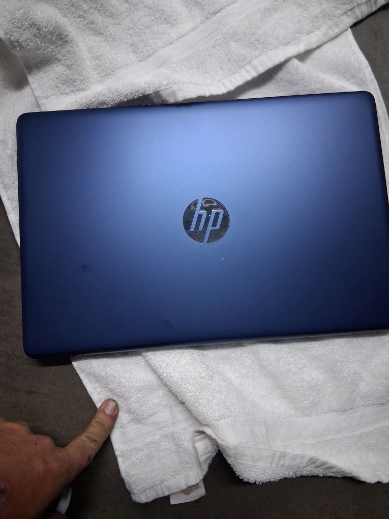 HP Laptop Super CLEAN