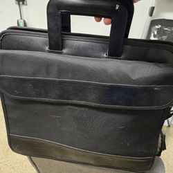 💼 Heavy-Duty Laptop Bag with Extendable Handles – Excellent Condition $50 OBO