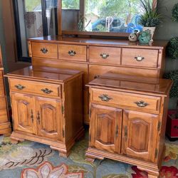 Gorgeous Maple Solid Wood Dovetail Dresser Set