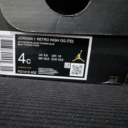 Baby’s Shoes 