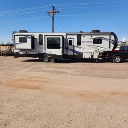 2018 Keystone Avalanche 375RD