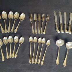 VINTAGE SILVERWARE - SET FOR 5 - RAT TAIL - GOOD CONDITION - 27 PIECES
