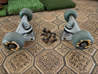 Skateboard Trucks