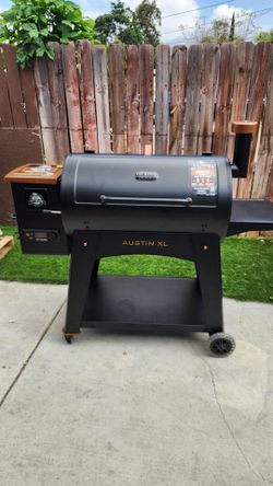 Pit Boss Pellet Smoker, Austin XL 1000 Square inch Wood Fired Pellet Grill, Onyx Series