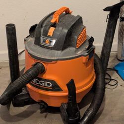 RIDGID 14-Gal 6.0 HP NXT Vac + Auto Detailing Kit (VT2534)