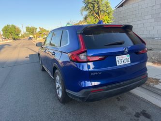 2023 Honda cr-v , salvaged title, 40000 miles, $21000cash , no trade