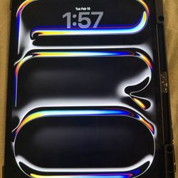 iPad Pro 13 M4 With Case 