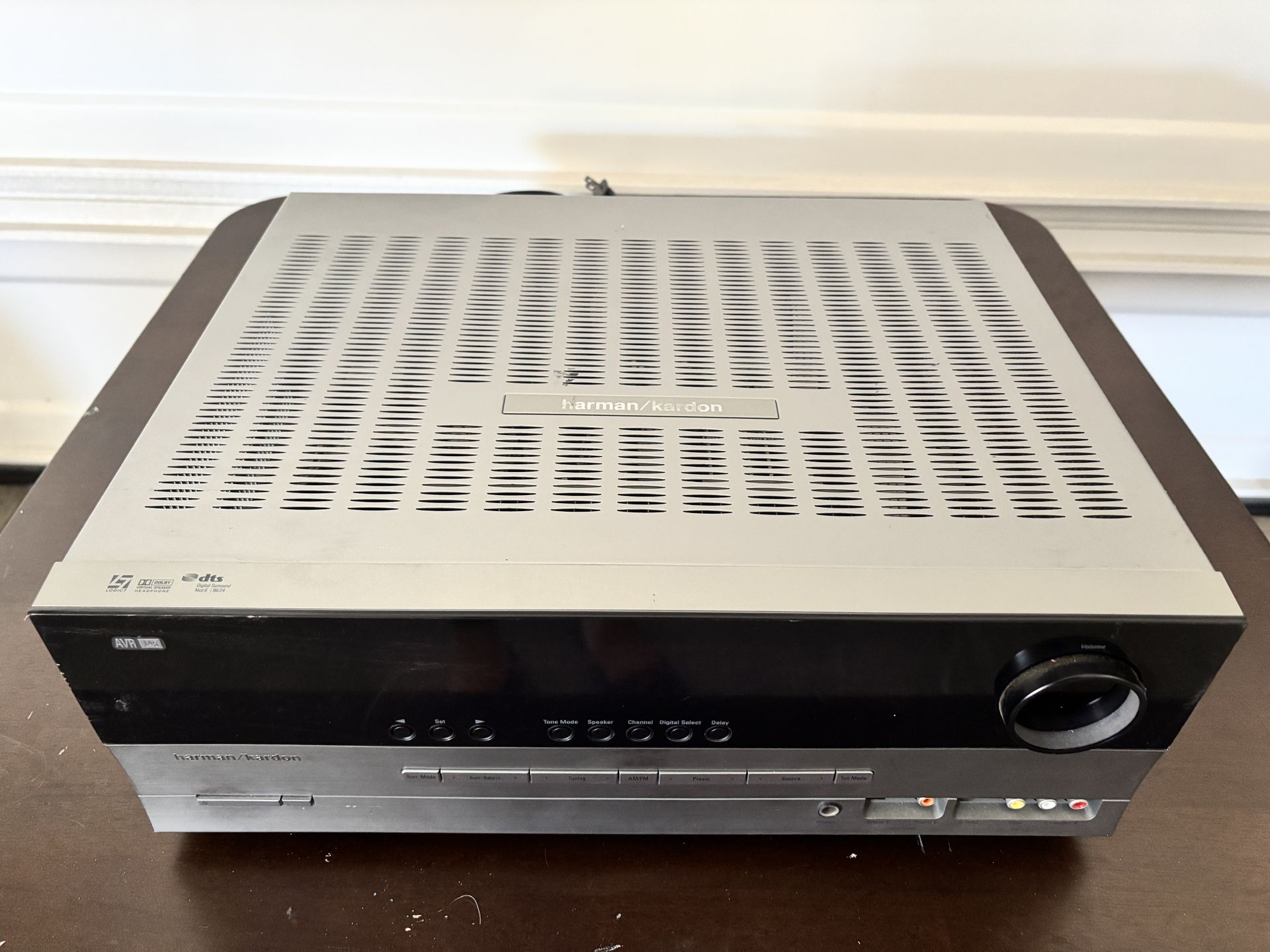 Audio Equipment Harman/kardon AVR 145 - Gray- 280W - USED WORKING