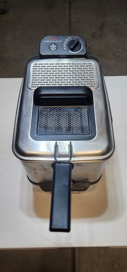 Ultimate EZ clean deep fryer 3.5 liters w/ oil filtration system