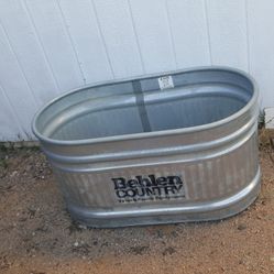Behlen Country 2x2x4 Stock Tank