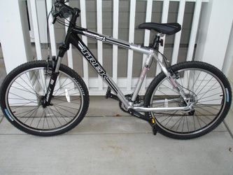 Mountain Bike Trex 4 Series With Pump