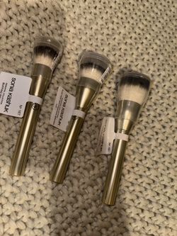 Makeup Brushes 