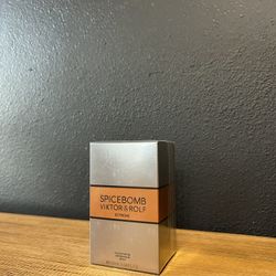 Viktor & Rolf Spicebomb Extreme 90ml