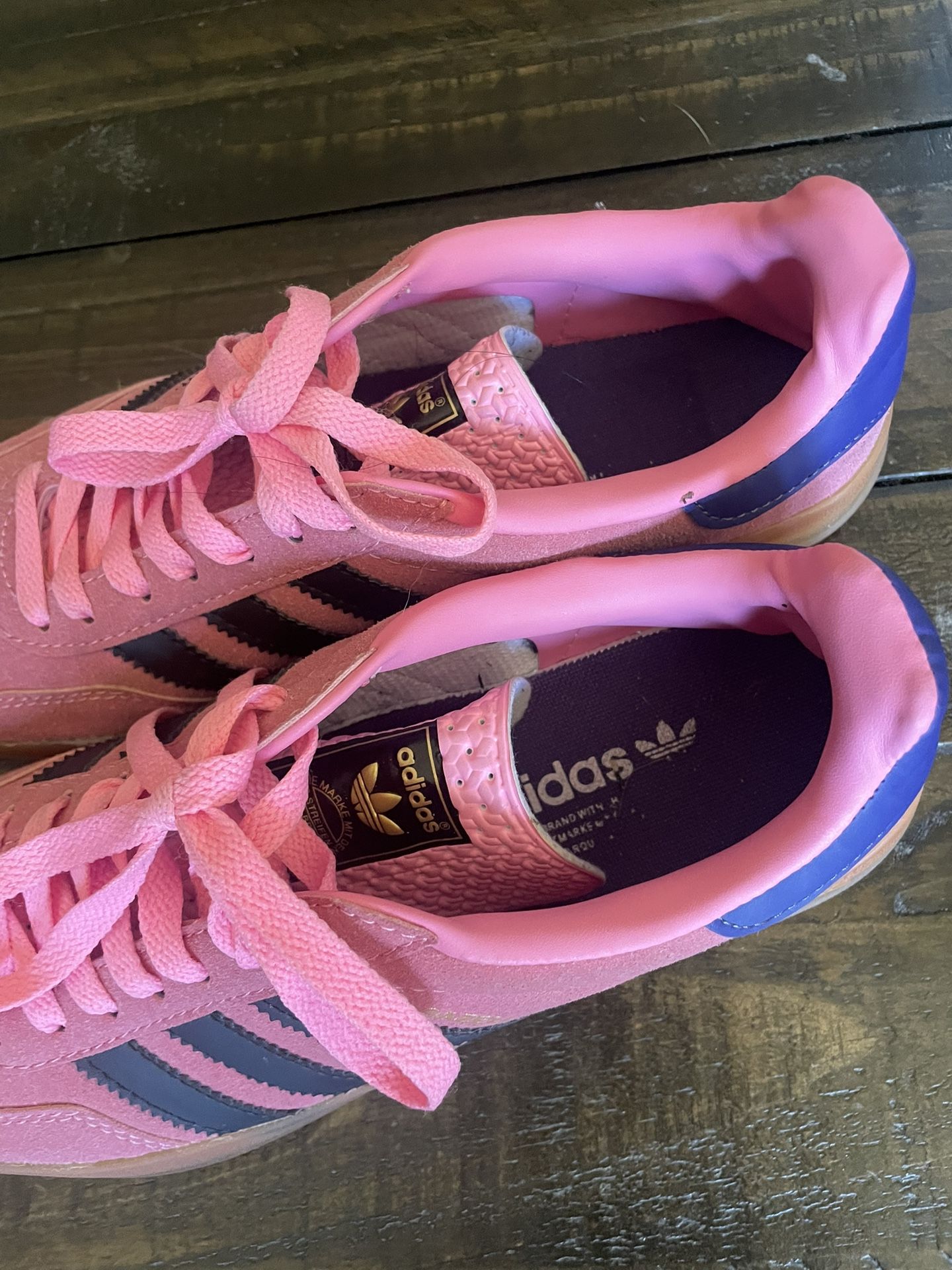 Adidas’s Gazelles Size 7