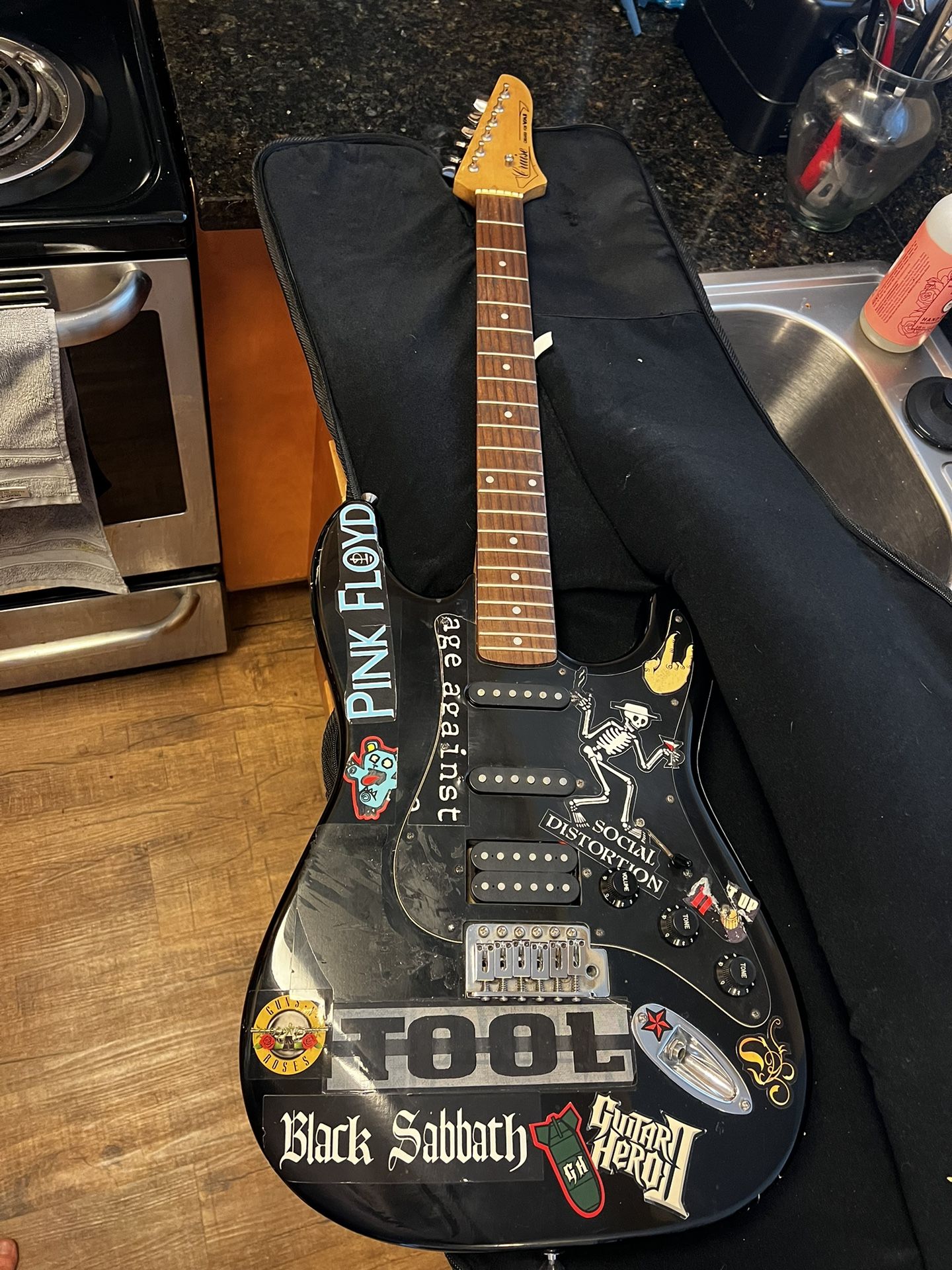 Cruise Electric Guitar With Gig Bag