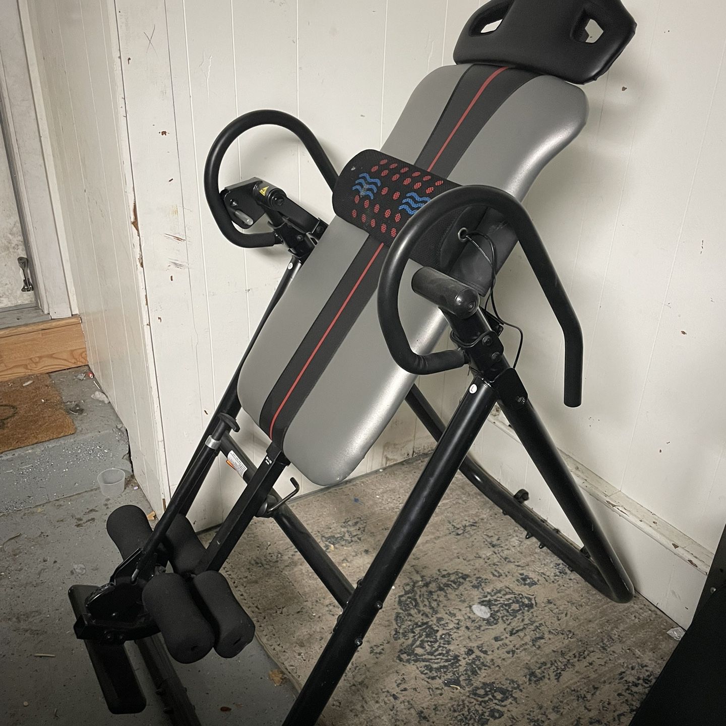 Inversion Table w/ Heating Pad