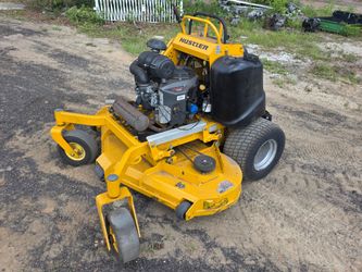 Hustler Super s stander zero turn 60 inch lawn mower
