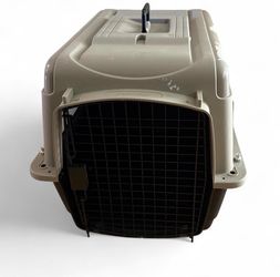 Petmate Hard-Sided Pet Travel Carrier
