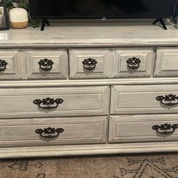 6 Drawer Dresser 