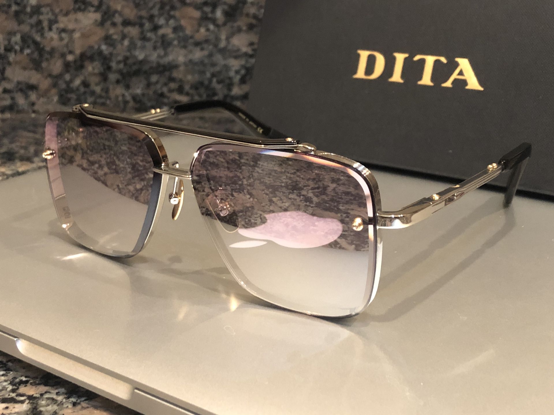 Dita mach hot sale 6 replica