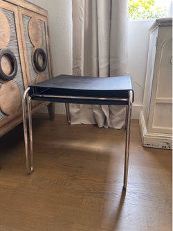 Homegoods Modern Designer Leather Ottoman / Sidetable