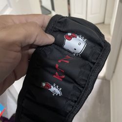 Hello Kitty Steerin Wheel Cover 