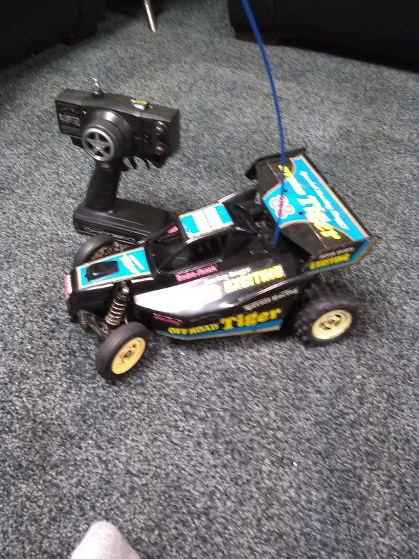RC Remote Control Radio Shack Off Road Tiger Buggy