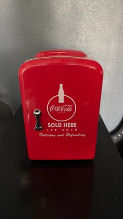 Coca-Cola Mini Fridge / Cooler – Works Great – Clean – AC Cord Included