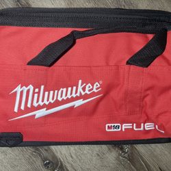 Milwaukee 17x10