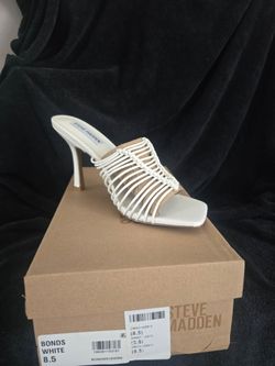 Zapatilla de mujer