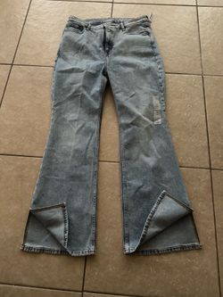 BRAND NEW LADIES OLD NAVY FLARE LEG JEANS SIZE 14 WITH TAGS