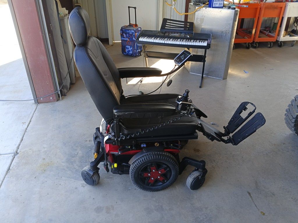 Quantum Edge 3 Mobility Chair