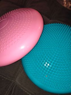 2 Pcs Wiggle Seat