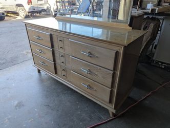 1950s Vintage Mid Century Modern Dresser With Mirror