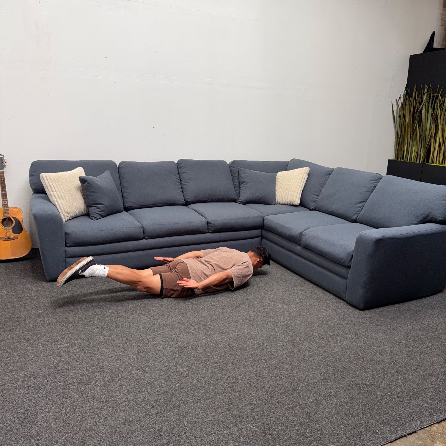 Prestige Foam - 2 pc Sectional Sofa in Beach Indigo ๐ต Good As New! 2.6k retail. Can Deliver